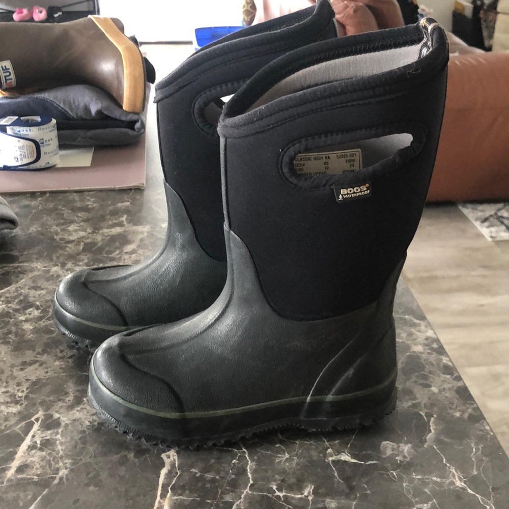 Bogs boys boots.